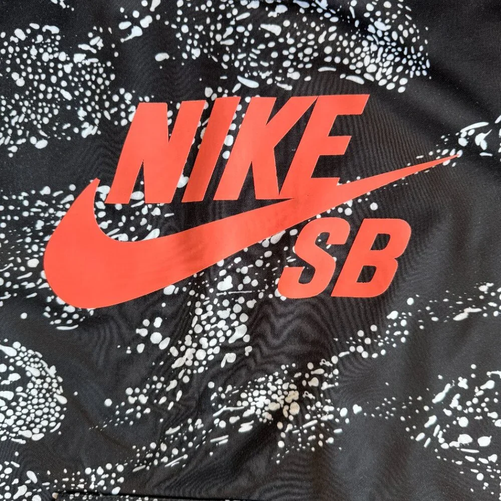 Nike SB Therma-Fit Pullover Hoodie Youth Large L 12 13 Black Coral Red Fleece